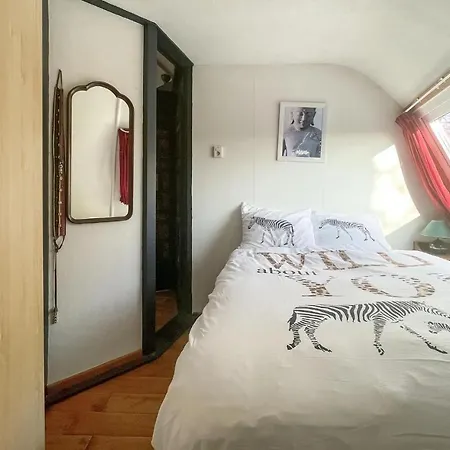 2 Bedroom Stunning In * Chaam